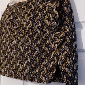 N12H Eleanor Harvest Skirt - Elegant Black and Gold Patterned Skirt - Like New